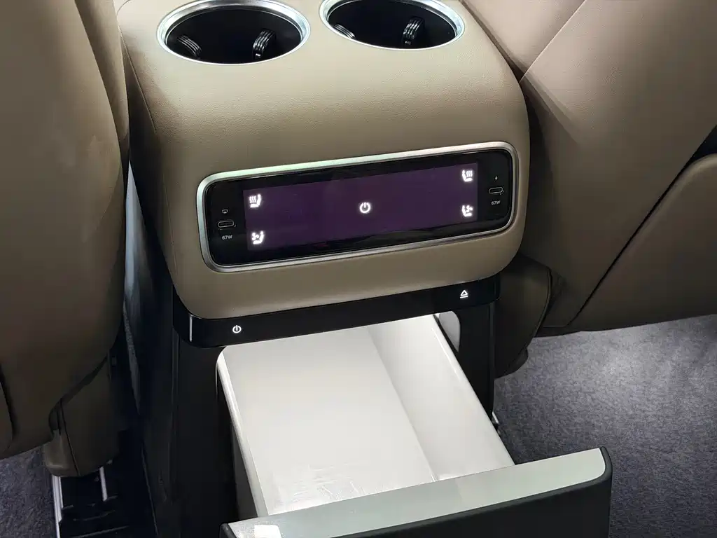 Li Auto Li L9 — миниатюра 15