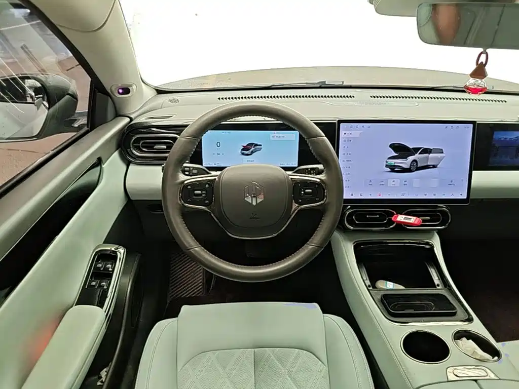 Leapmotor Leapmotor C01 — миниатюра 11