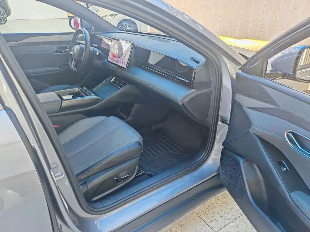 BYD Qin L — миниатюра 13