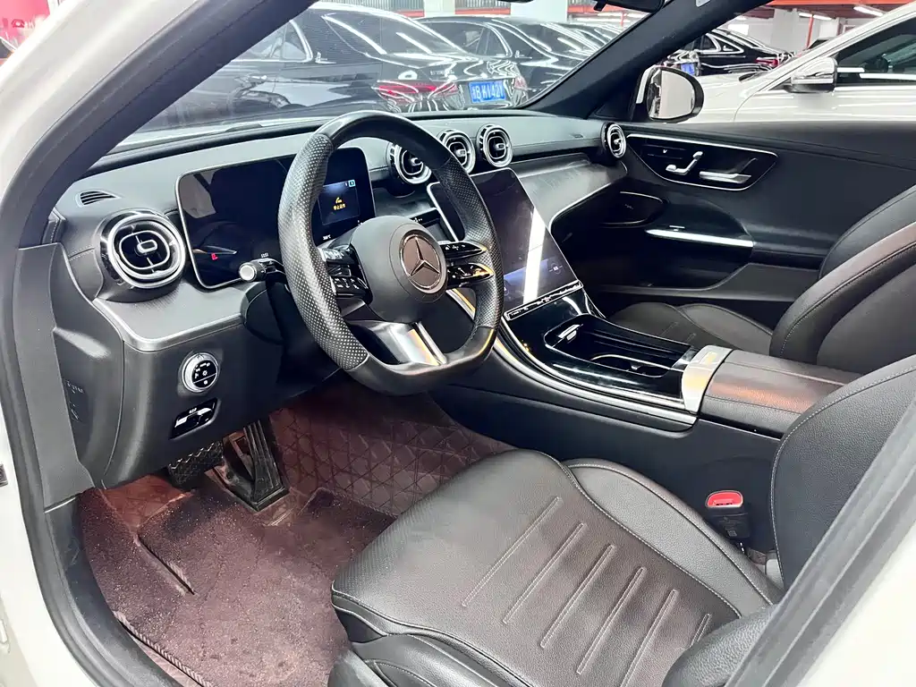 Mercedes-Benz C-Class — миниатюра 4