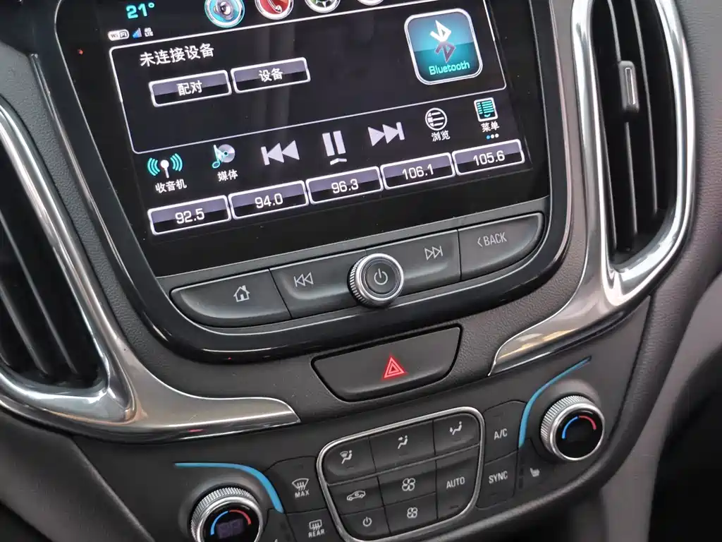Chevrolet Equinox — миниатюра 21
