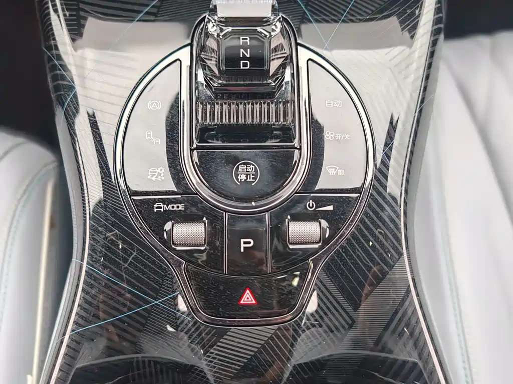 BYD Seal — миниатюра 12