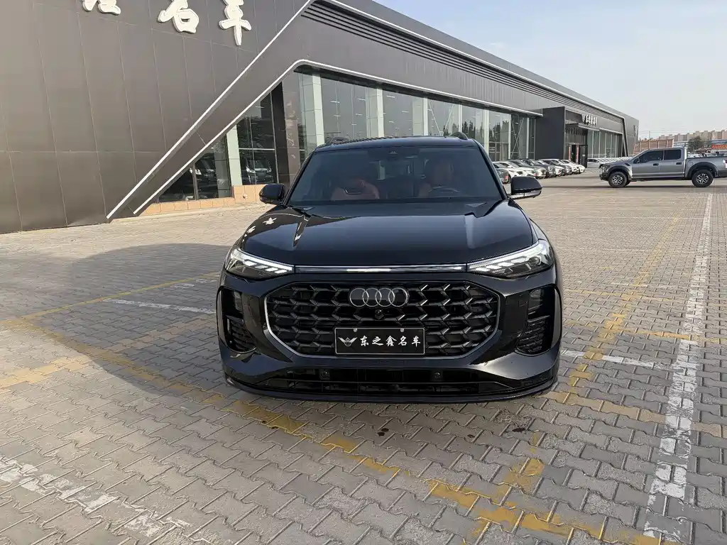 Audi Q6 2024 45 TFSI quattro 6 мест