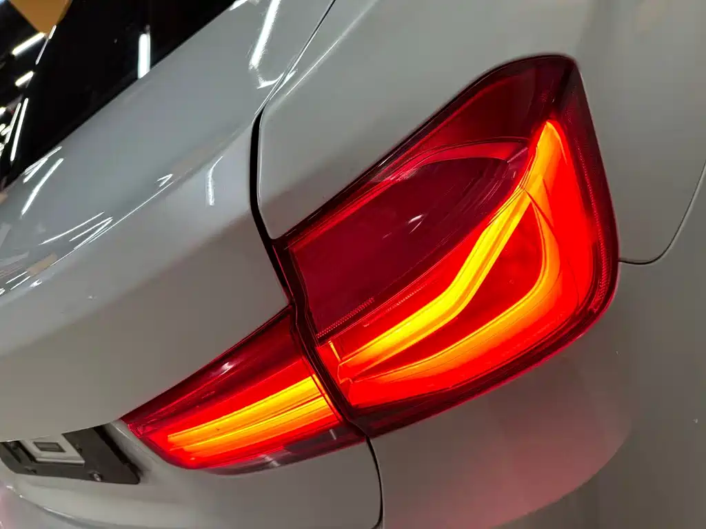 BMW 3 Series — миниатюра 15