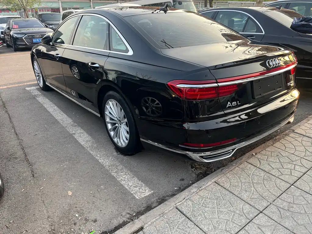 Audi A8 2021 A8L 50 TFSI quattro Comfort