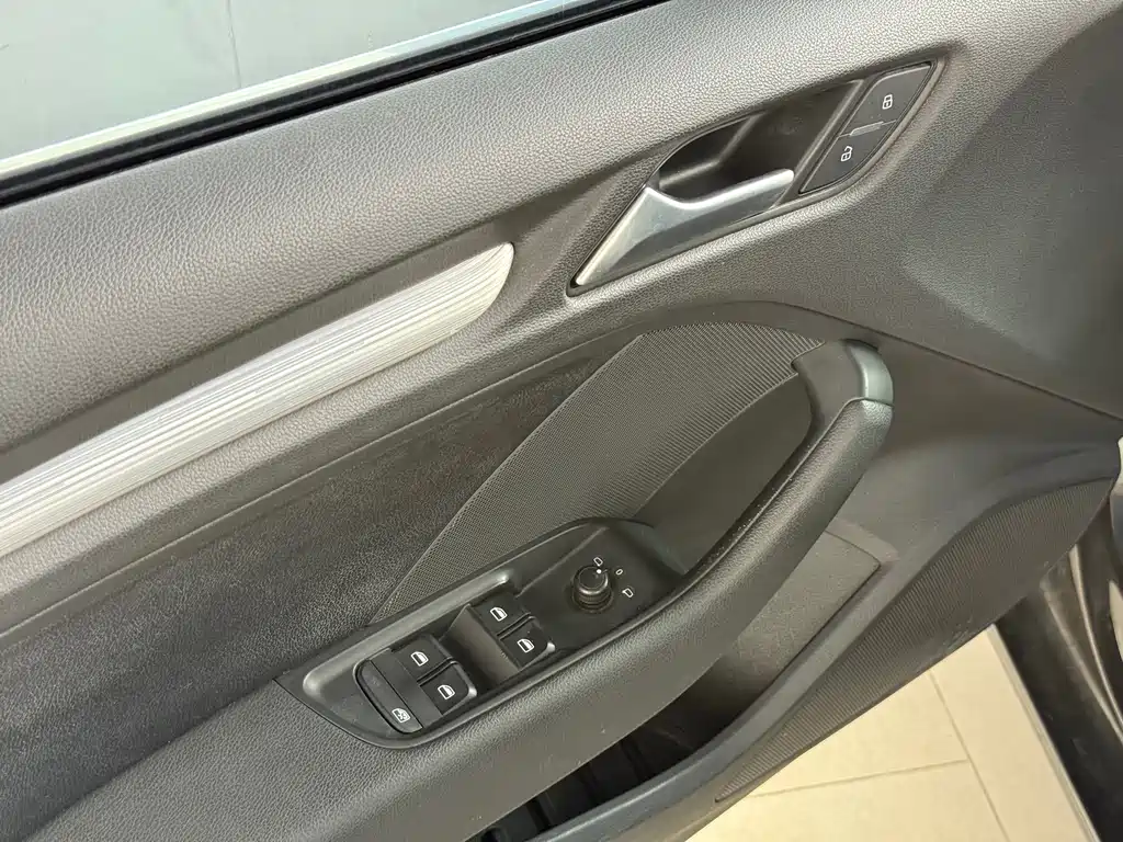 Audi A3 — миниатюра 13