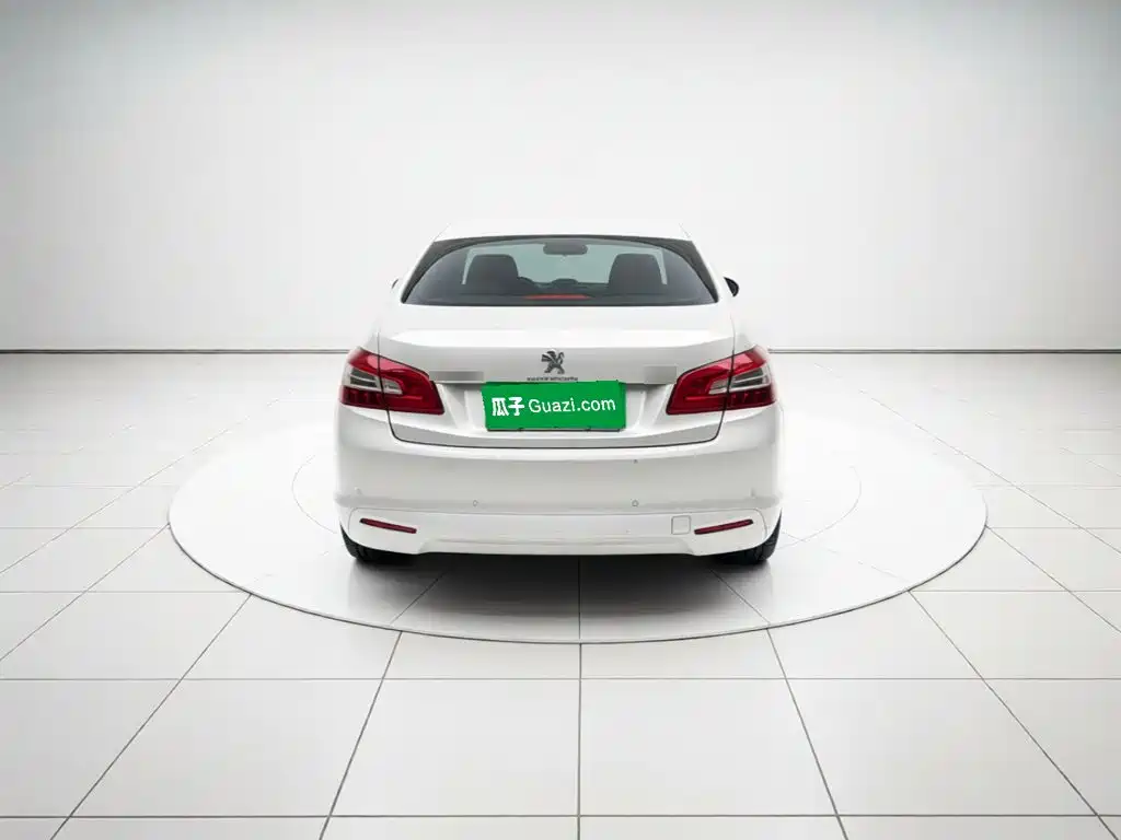 Peugeot 408 — миниатюра 5