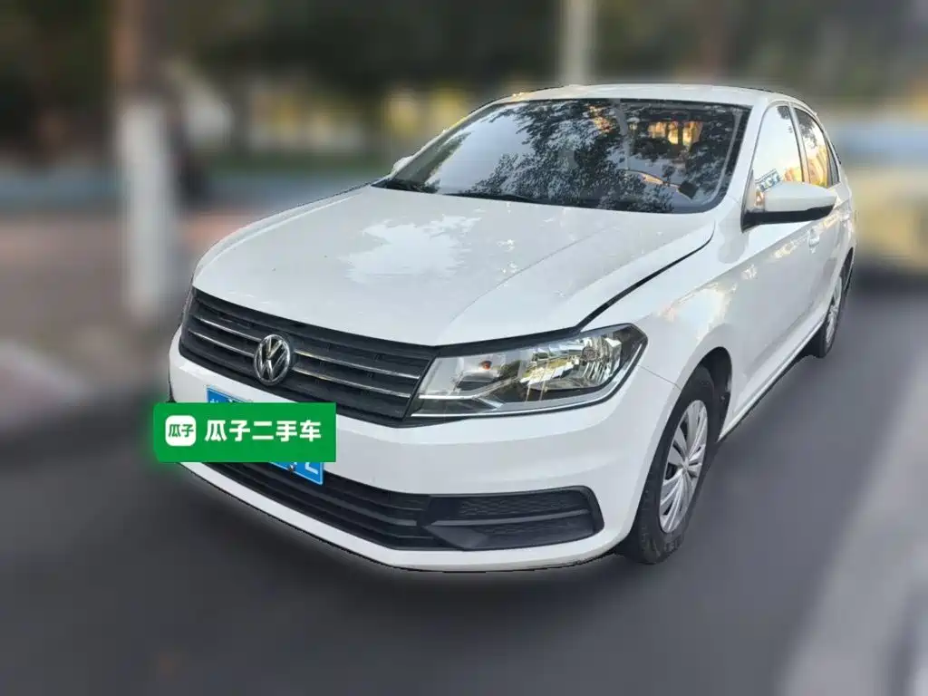 Volkswagen Santana — миниатюра 2