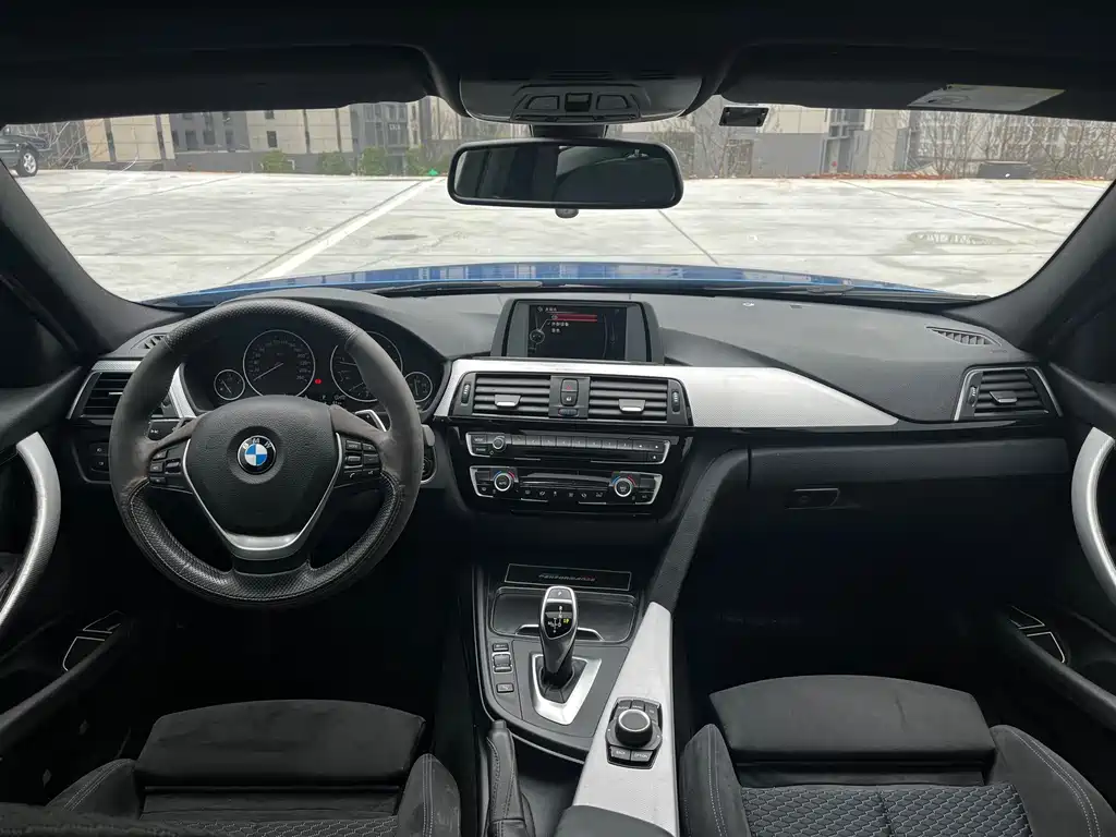 BMW 3 Series — миниатюра 12
