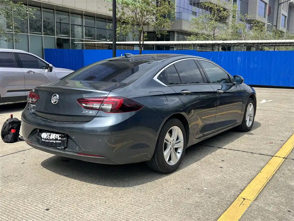 Buick Regal — миниатюра 9