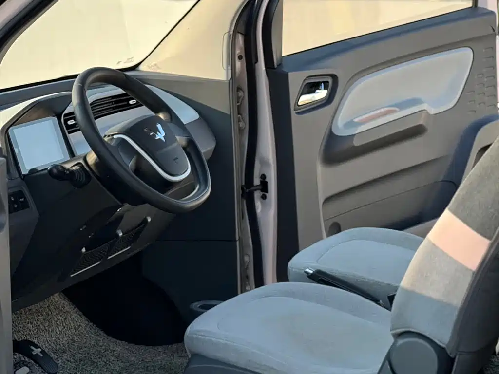 Wuling MINIEV — миниатюра 17