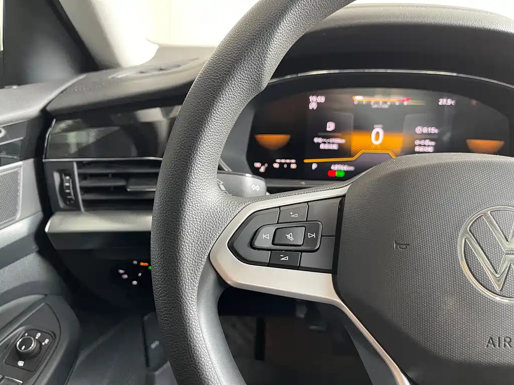 Volkswagen Passat — миниатюра 17