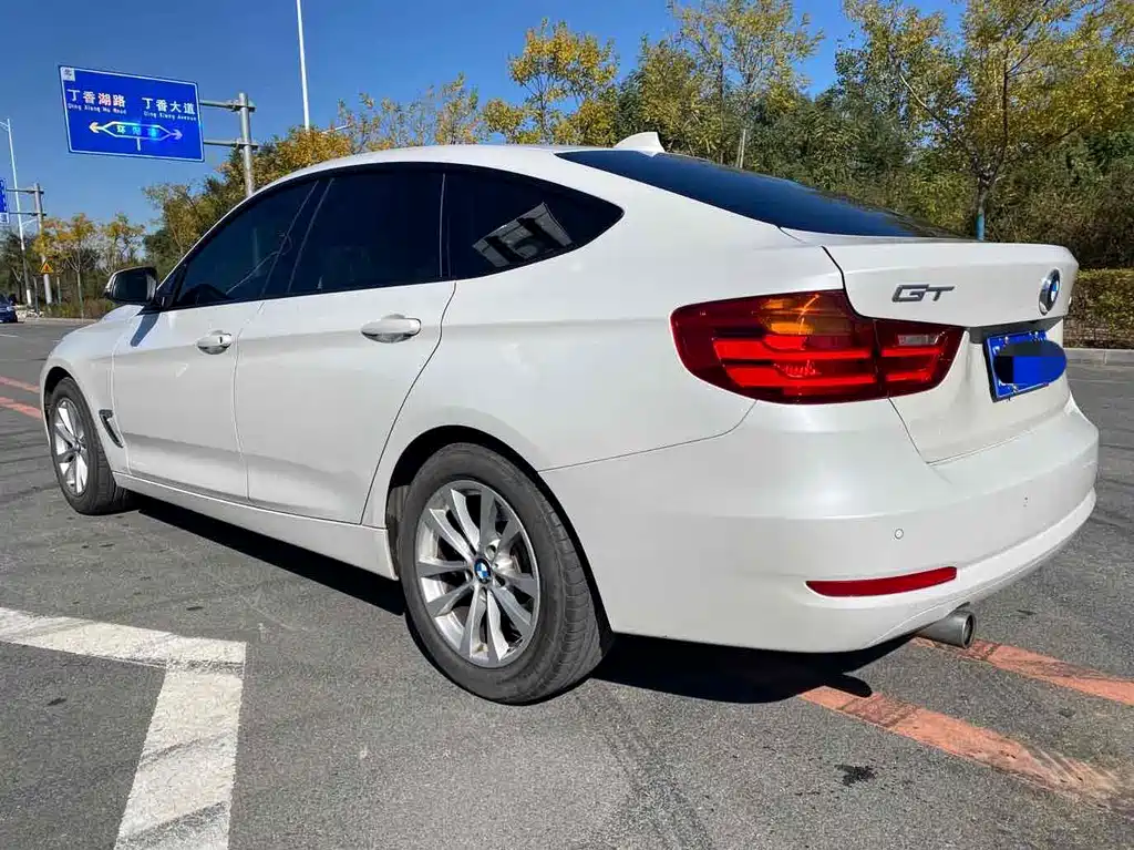 BMW 3 Series GT — миниатюра 7