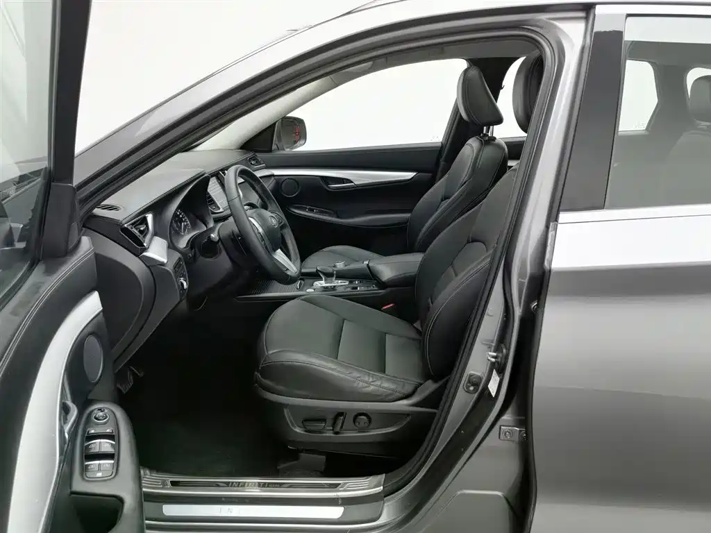 Infiniti QX50 2020 2.0T Fashion