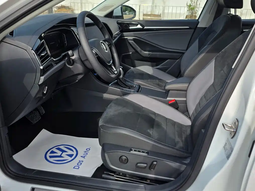 Volkswagen Sagitar — миниатюра 5