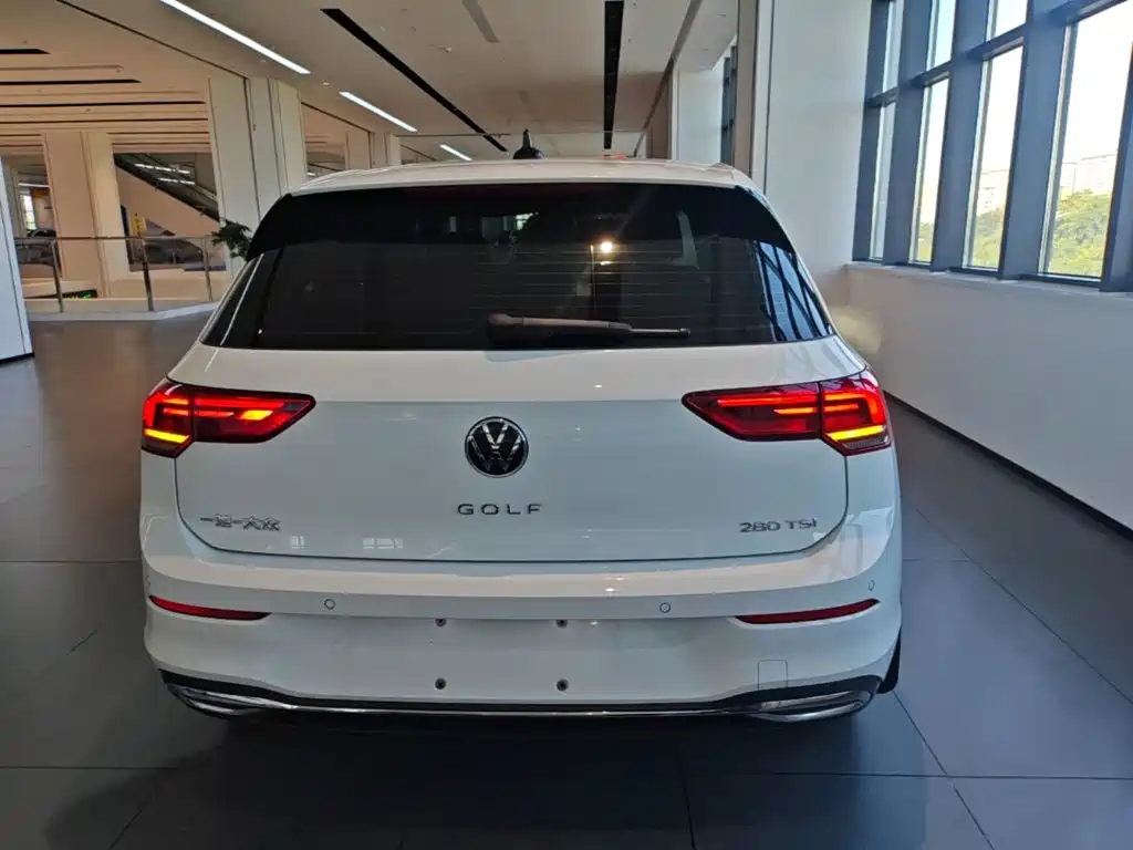 Volkswagen Golf — миниатюра 6