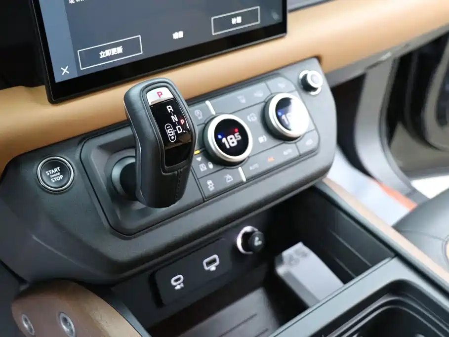 Land Rover Defender — миниатюра 14