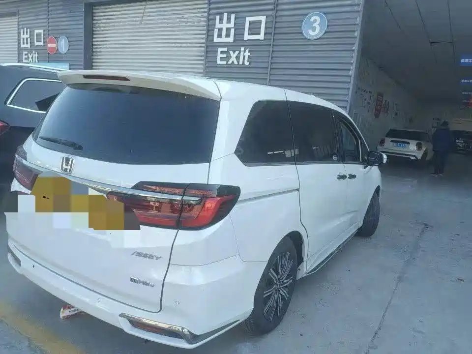 Honda Odyssey — миниатюра 8