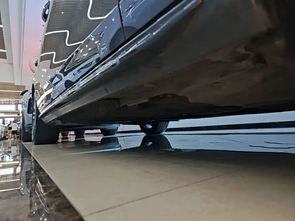Audi A4L — миниатюра 21