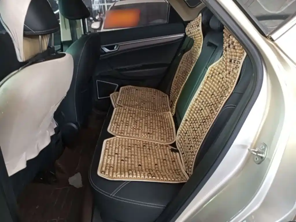 Geely Emgrand GS — миниатюра 17