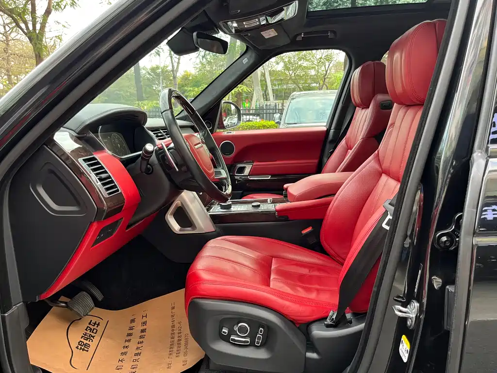 LAND ROVER RANGE ROVER