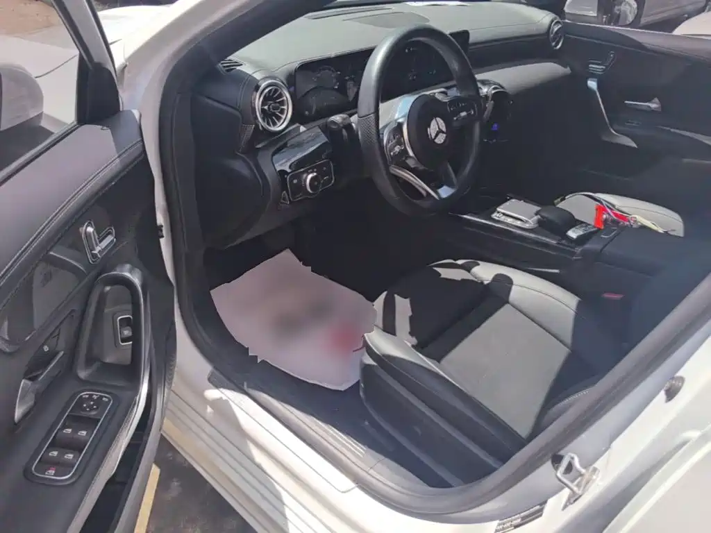 Mercedes-Benz A-Class — миниатюра 16