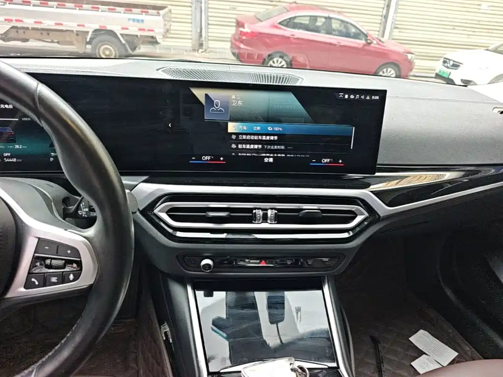 BMW i3 — миниатюра 13