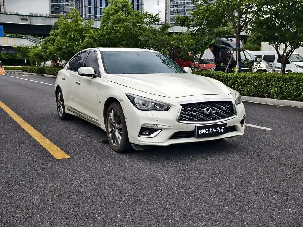 Infiniti Q50L 2018 2.0T VI