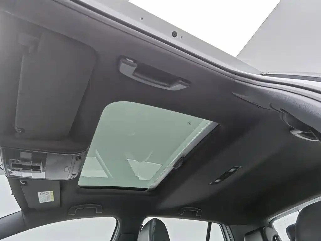 Volkswagen Golf — миниатюра 14