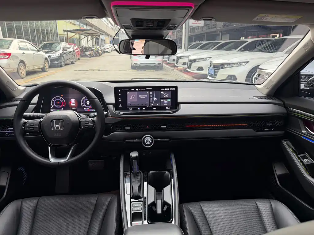Honda Accord 2025 Sport 260TURBO Luxury