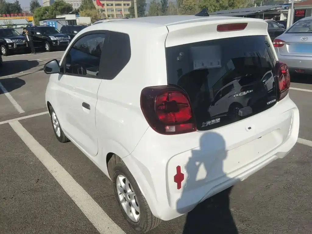 Roewe Clever — миниатюра 5