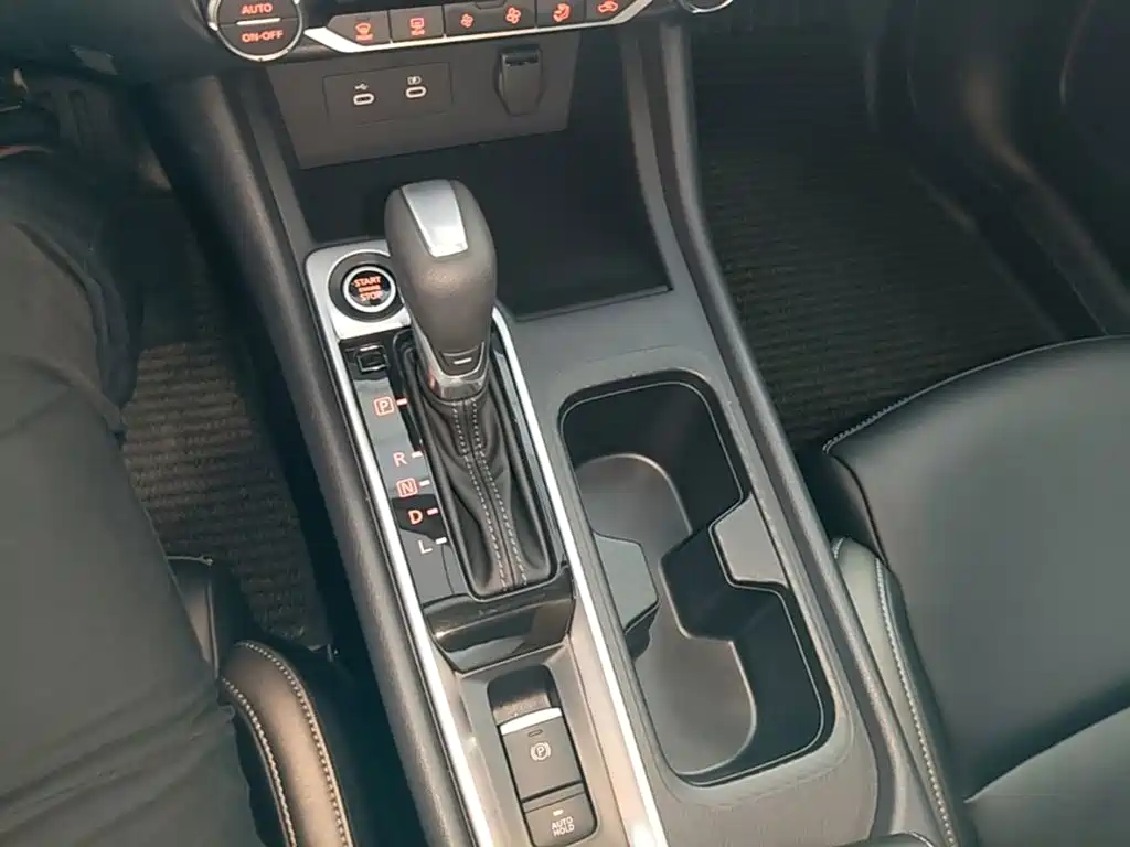 Nissan Sylphy — миниатюра 14