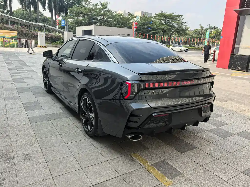 Lynk & Co 03 — миниатюра 14