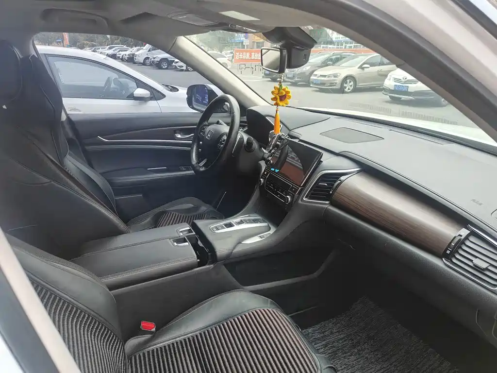 Honda Avancier — миниатюра 5