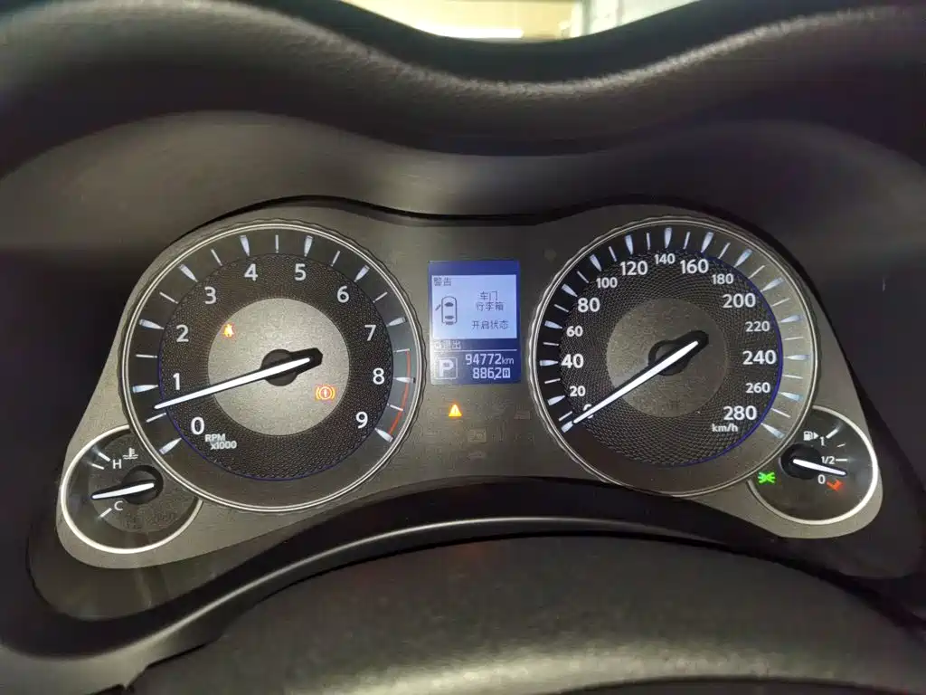 Infiniti Q70 — миниатюра 12