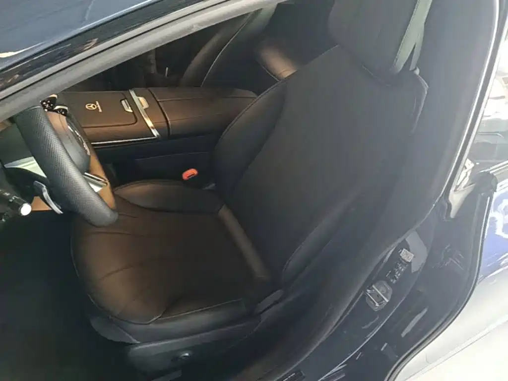 Mercedes-Benz EQE — миниатюра 15