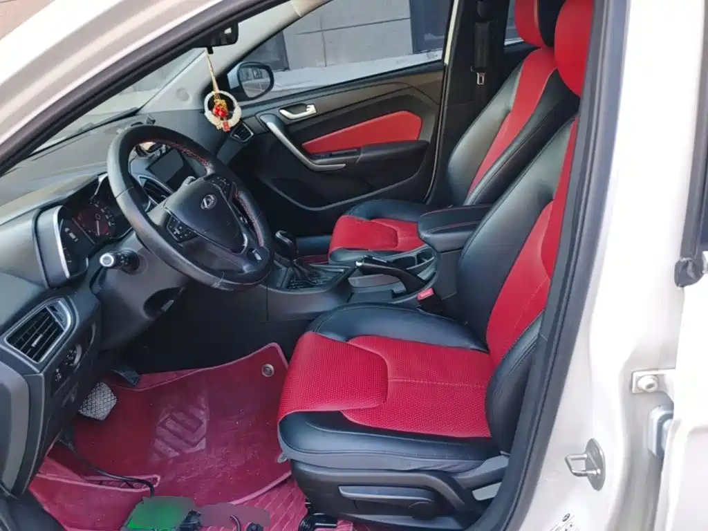 Chery Arrizo 5 — миниатюра 15