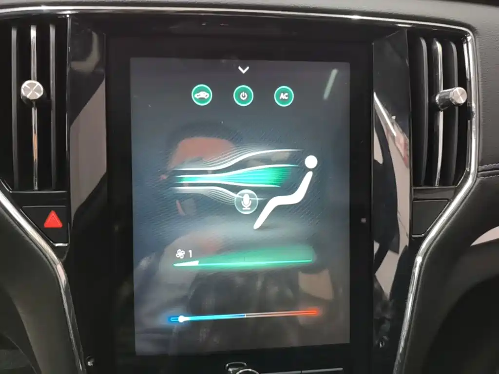 Roewe RX5 — миниатюра 13