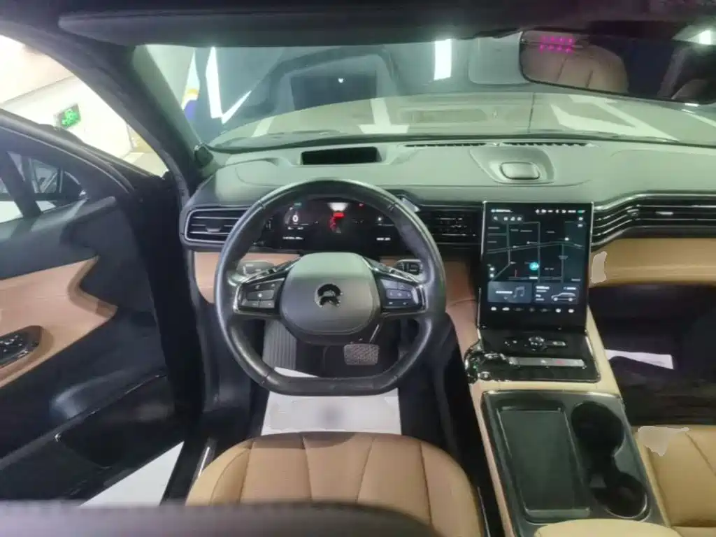 NIO ES8 — миниатюра 11