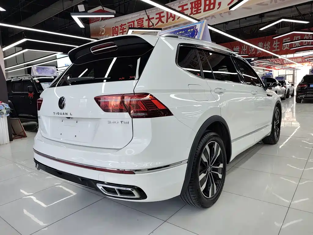 Volkswagen Tiguan L L 2022 330TSI AT R-Line Flagship