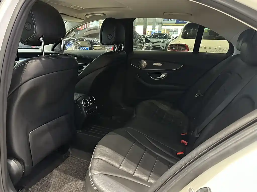 MERCEDES-BENZ C CLASS