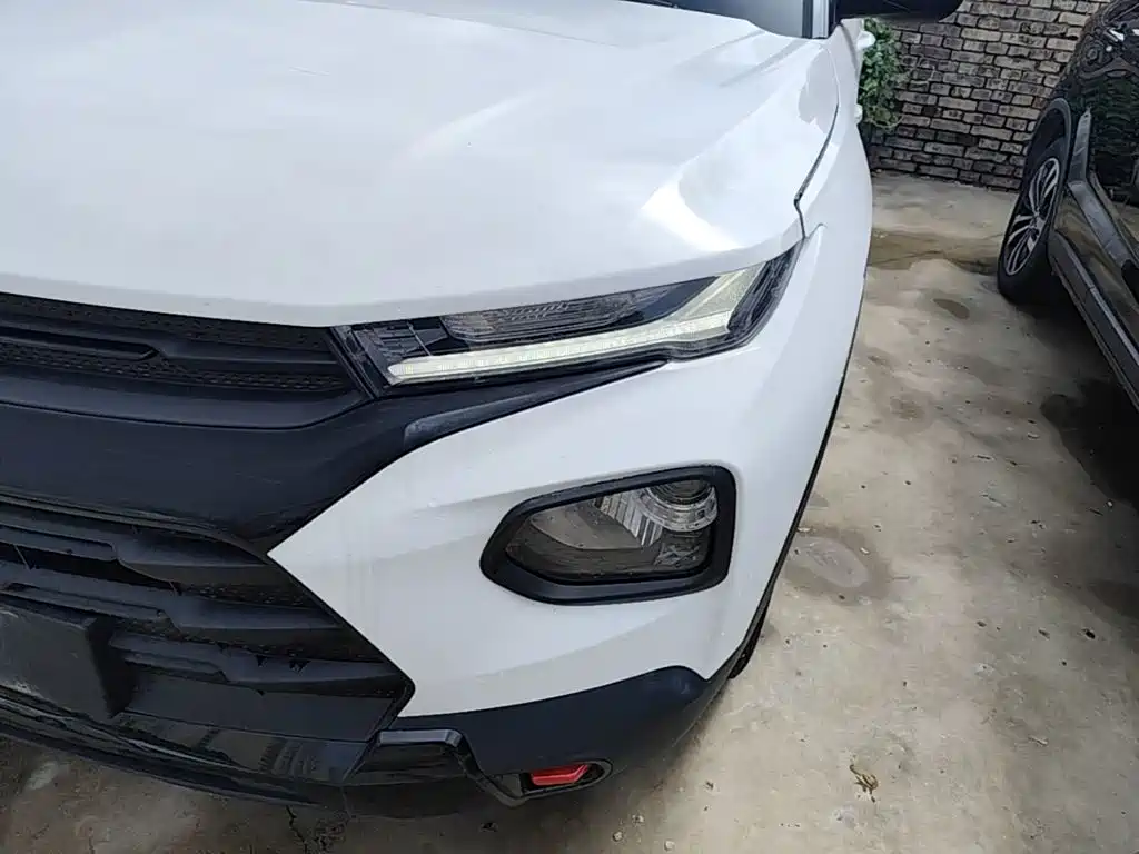 Chevrolet Tracker — миниатюра 24