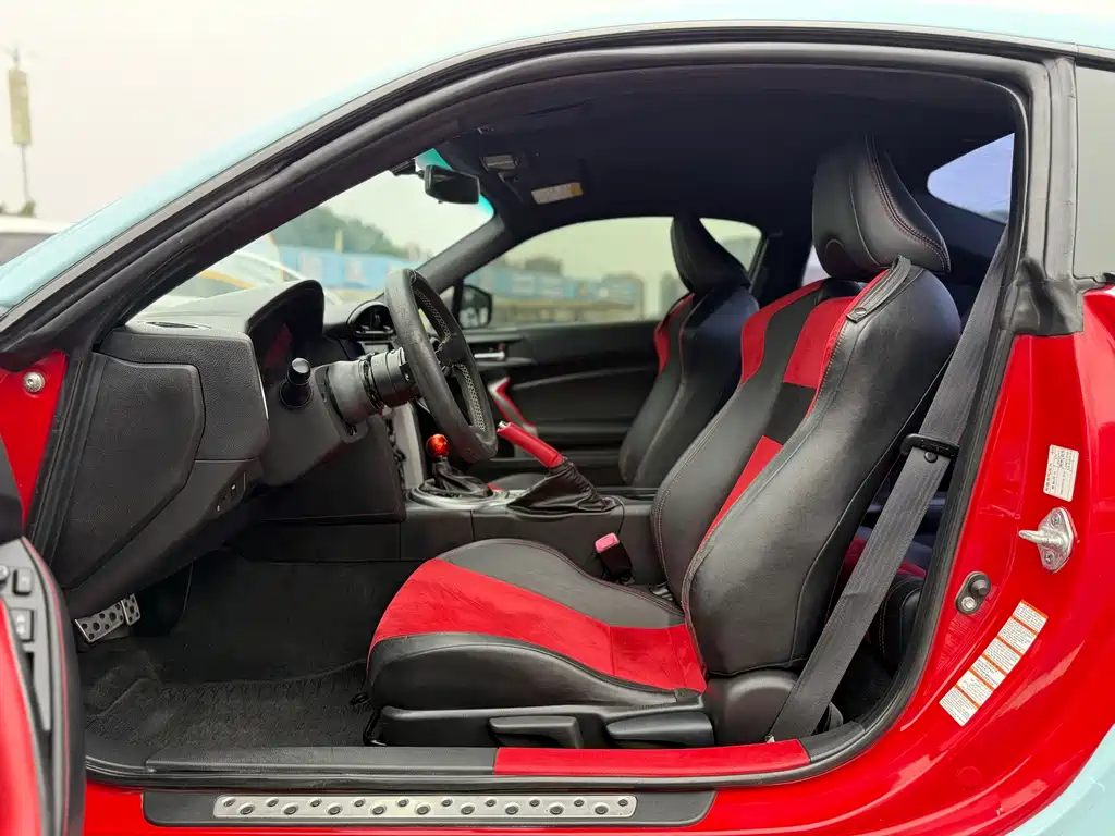 Toyota 86 — миниатюра 7