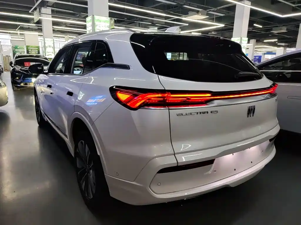 Buick E5 — миниатюра 5