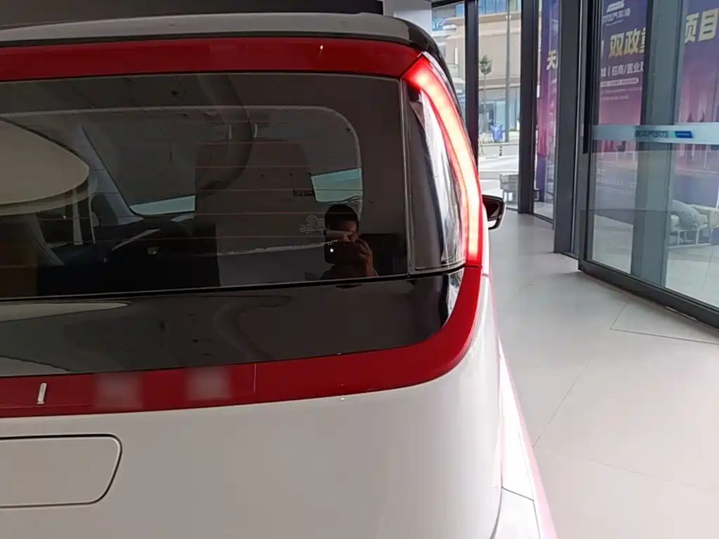 Wuling Nano EV — миниатюра 8