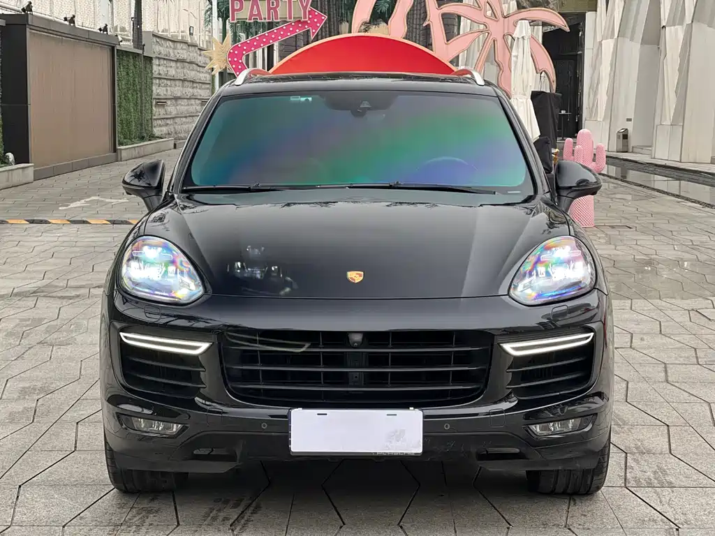 Porsche Cayenne 2015 Cayenne Turbo 4.8T