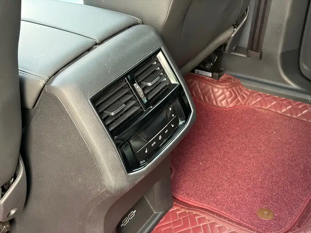 Volkswagen Teramont — миниатюра 19