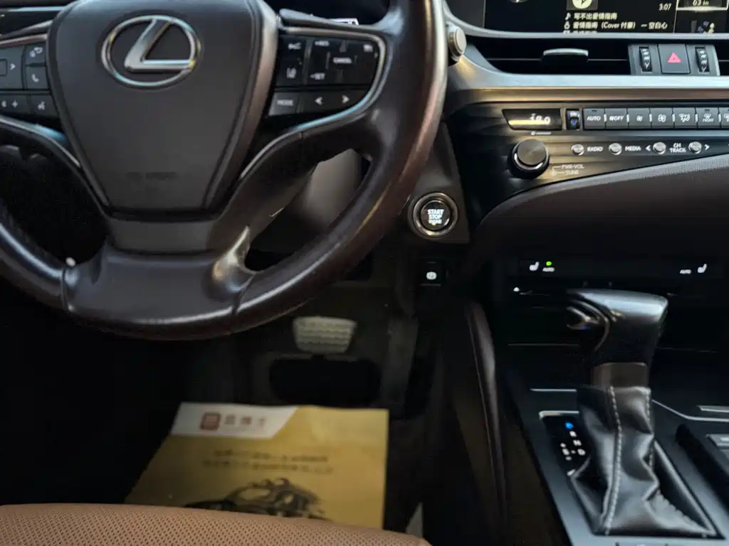 Lexus ES — фотографии объявления, Фото 19