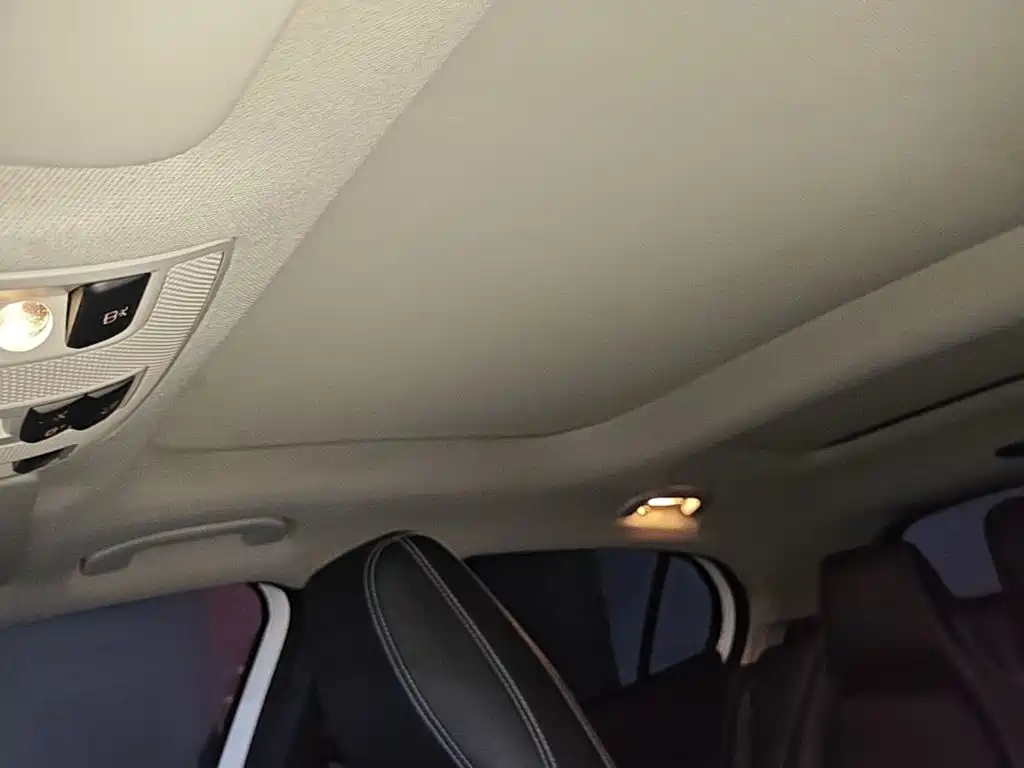 Mercedes-Benz GLA — миниатюра 18