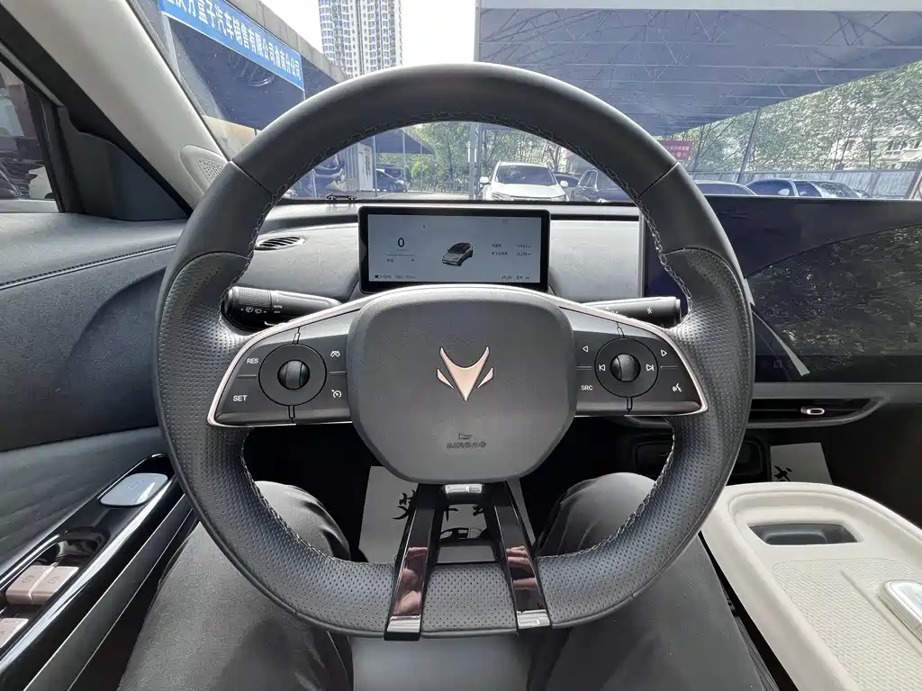 ARCFOX 极狐贝塔T1 — миниатюра 12